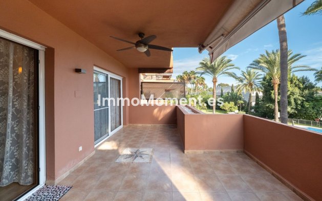 Resale - Apartment - Marbella - Puerto Banús