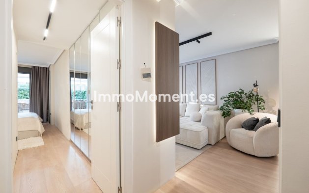 Wiederverkauf - Wohnung - Estepona  - Selwo