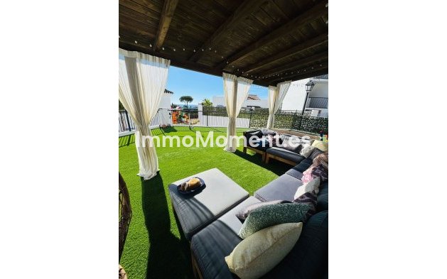 Resale - Apartment - El Paraiso - New Golden Mile