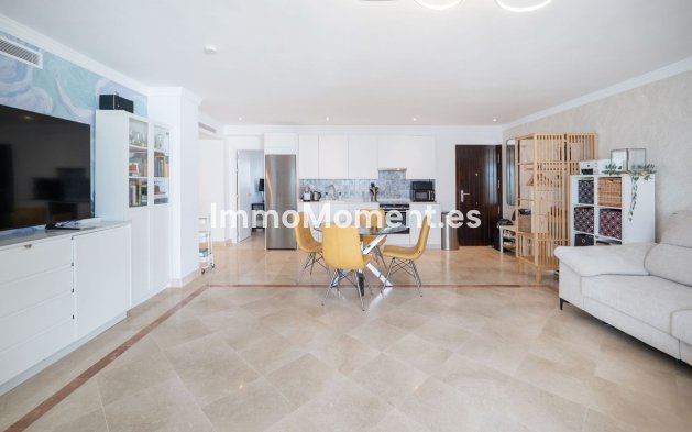 Resale - Apartment - El Paraiso - New Golden Mile
