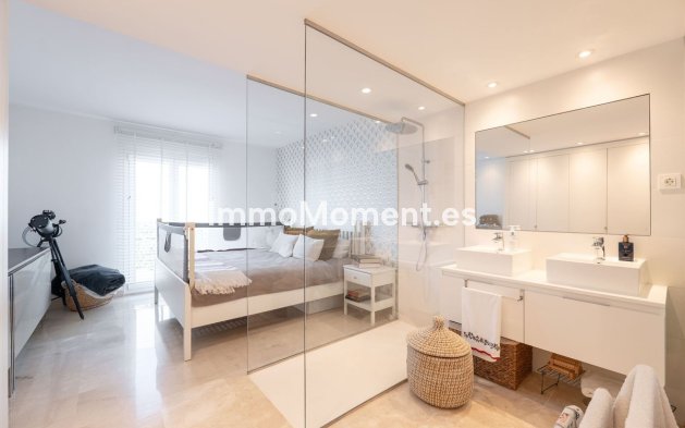 Resale - Apartment - El Paraiso - New Golden Mile