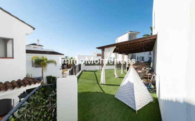 Resale - Apartment - El Paraiso - New Golden Mile