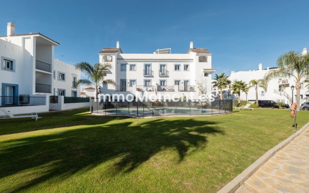 Resale - Apartment - El Paraiso - New Golden Mile