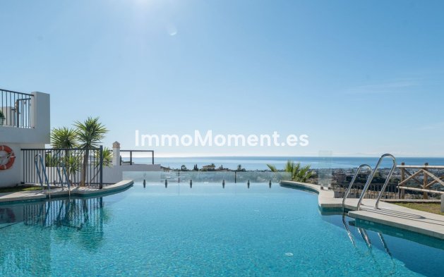 Resale - Apartment - El Paraiso - New Golden Mile