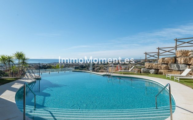 Resale - Apartment - El Paraiso - New Golden Mile