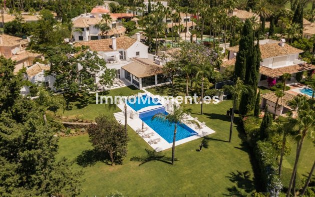 Wiederverkauf - Villa - Marbella - Nueva Andalucía