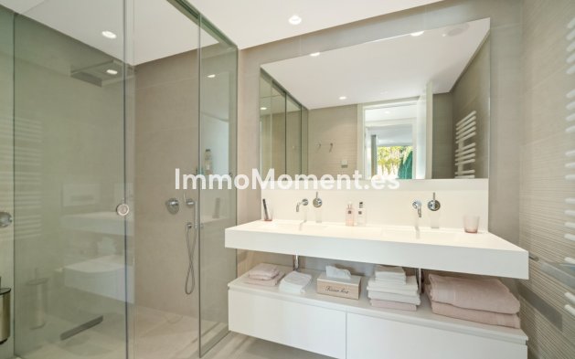 Resale - Apartment - Inland  - Ojén