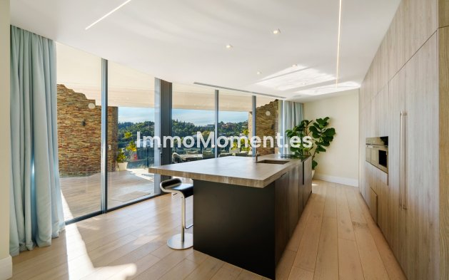 Resale - Villa - Benahavís - El Madroñal