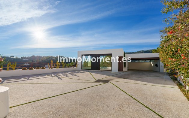 Resale - Villa - Benahavís - El Madroñal