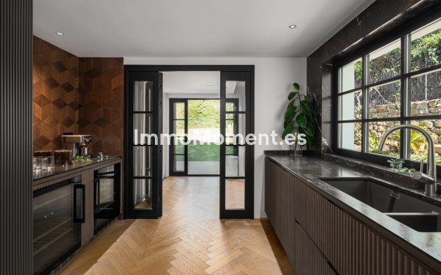 Revente - Villa - Marbella - Nueva Andalucía