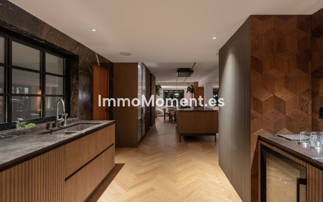 Revente - Villa - Marbella - Nueva Andalucía