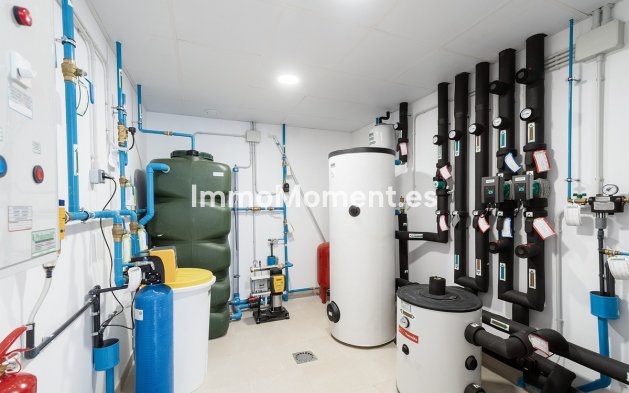 Wiederverkauf - Villa - Marbella - Marbella Centro