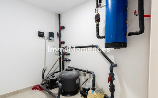 Resale - Villa - Marbella - Marbella Centro