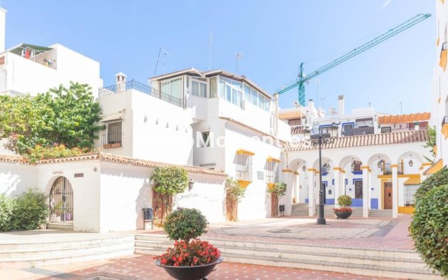 Revente - Maison mitoyenne - Marbella - Marbella Centro