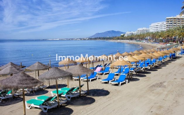 Revente - Maison mitoyenne - Marbella - Marbella Centro