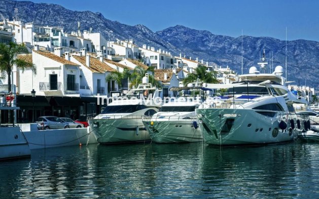 Revente - Maison mitoyenne - Marbella - Marbella Centro