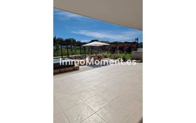 Reventa - Apartamento - Estepona  - Estepona Centro