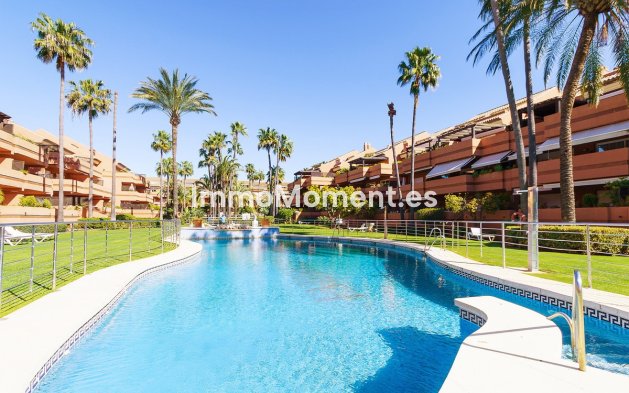 Wiederverkauf - Wohnung - Marbella - Puerto Banús