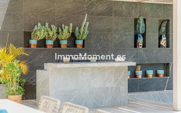 Reventa - Villa - Marbella - Nueva Andalucía