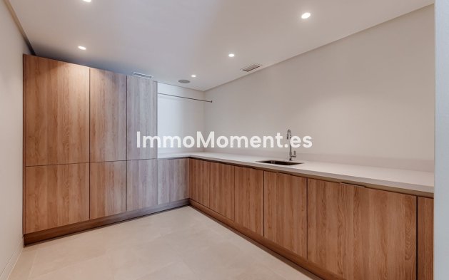 Reventa - Villa - Marbella - Nueva Andalucía