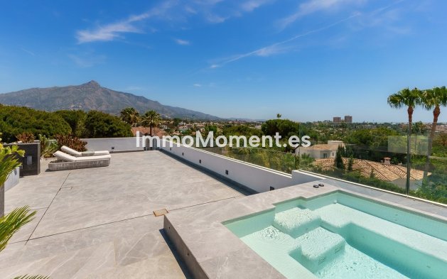 Reventa - Villa - Marbella - Nueva Andalucía
