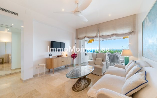 Resale - Apartment - Marbella - Guadalmina Baja