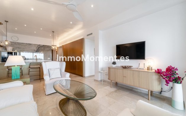 Resale - Apartment - Marbella - Guadalmina Baja