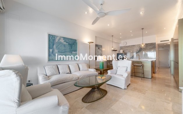 Resale - Apartment - Marbella - Guadalmina Baja