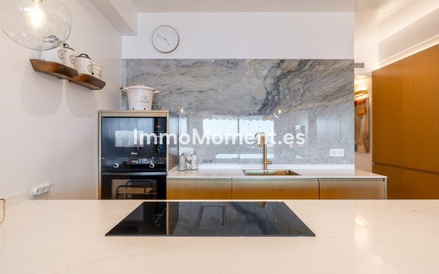 Resale - Apartment - Marbella - Guadalmina Baja