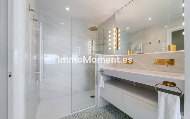 Resale - Apartment - Marbella - Guadalmina Baja