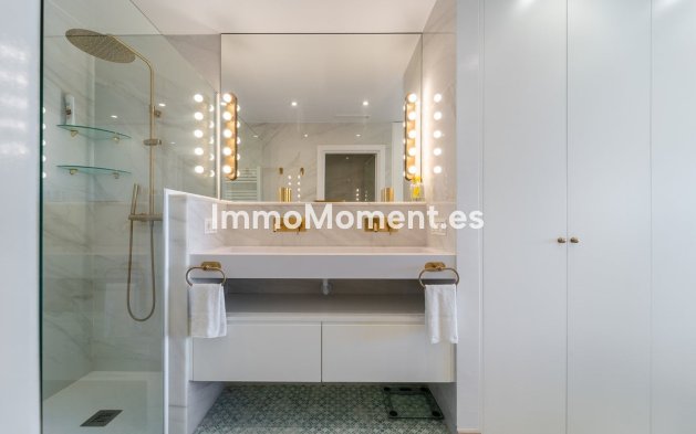 Resale - Apartment - Marbella - Guadalmina Baja