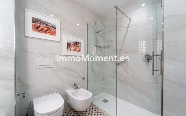 Resale - Apartment - Marbella - Guadalmina Baja