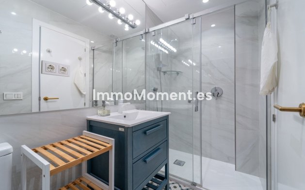 Resale - Apartment - Marbella - Guadalmina Baja