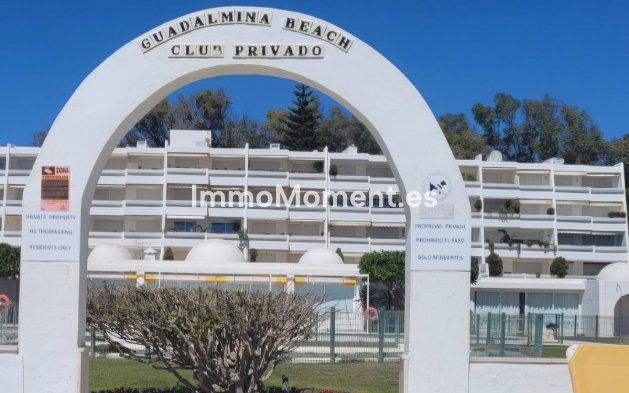 Resale - Apartment - Marbella - Guadalmina Baja
