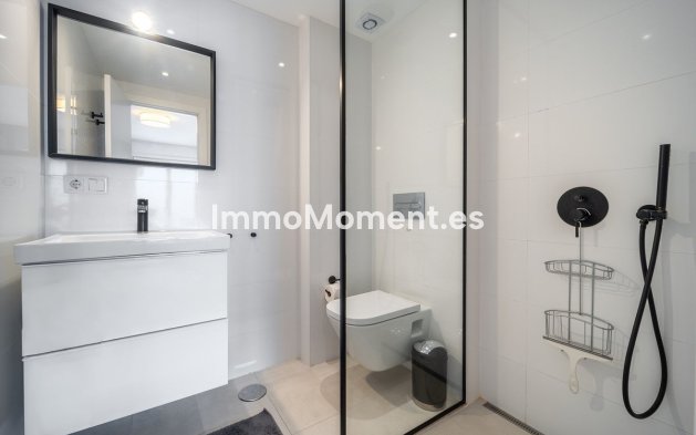 Resale - Villa - Marbella - Nueva Andalucía