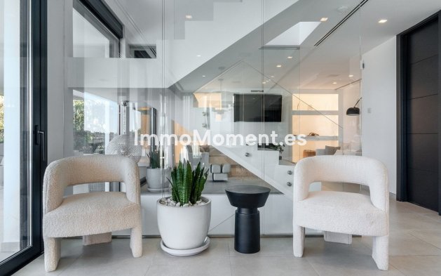 Revente - Villa - Marbella - Nueva Andalucía