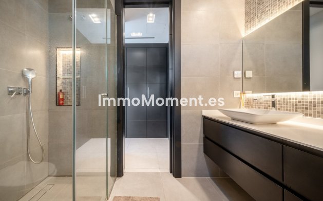 Revente - Villa - Marbella - Nueva Andalucía