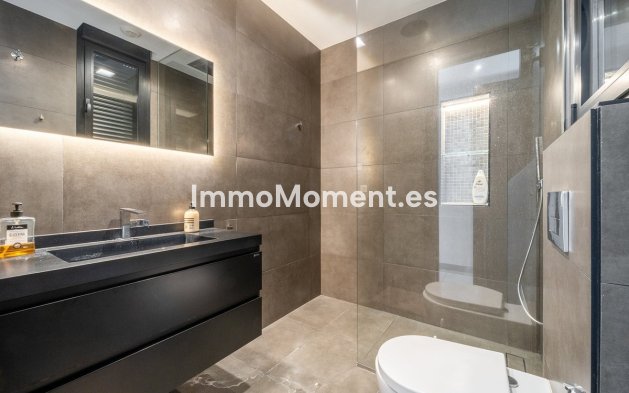 Revente - Villa - Marbella - Nueva Andalucía