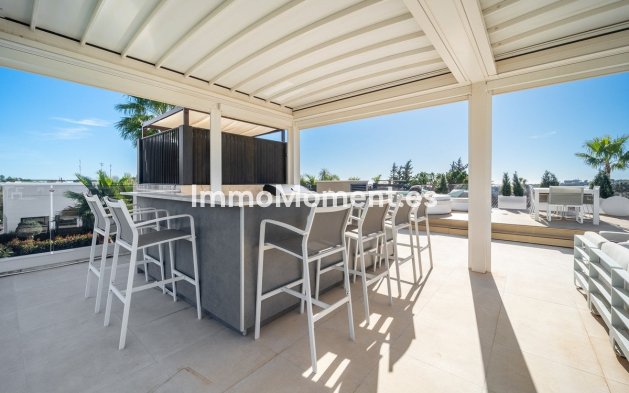 Revente - Villa - Marbella - Nueva Andalucía
