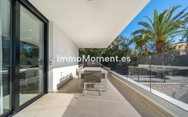 Revente - Villa - Marbella - Nueva Andalucía