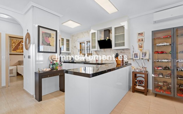 Bestaande woning - Villa - Guardamar del Segura - Urbanización El Raso