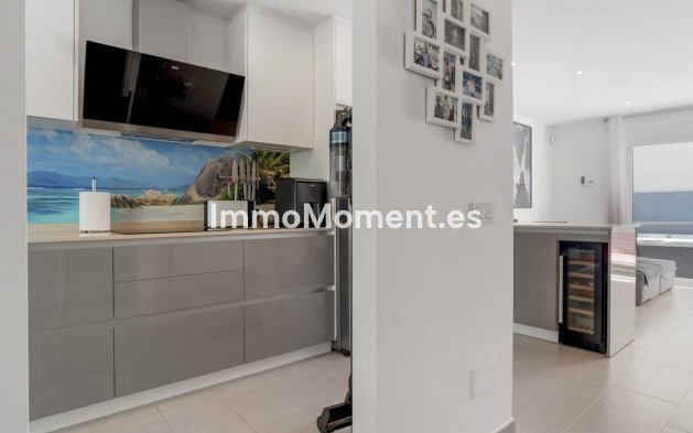 Bestaande woning - Geschakelde woning - Estepona  - Estepona Centro