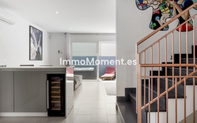 Bestaande woning - Geschakelde woning - Estepona  - Estepona Centro