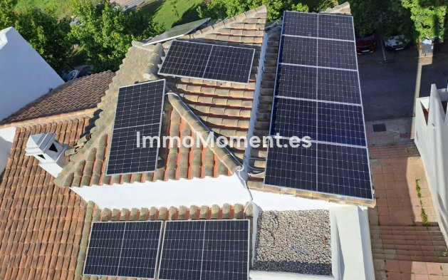 Bestaande woning - Geschakelde woning - Estepona  - Estepona Centro