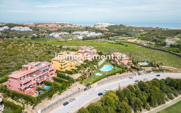Resale - Apartment - Casares - Casares Playa