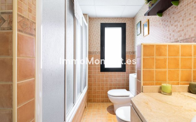 Bestaande woning - Geschakelde woning - Estepona  - Cancelada