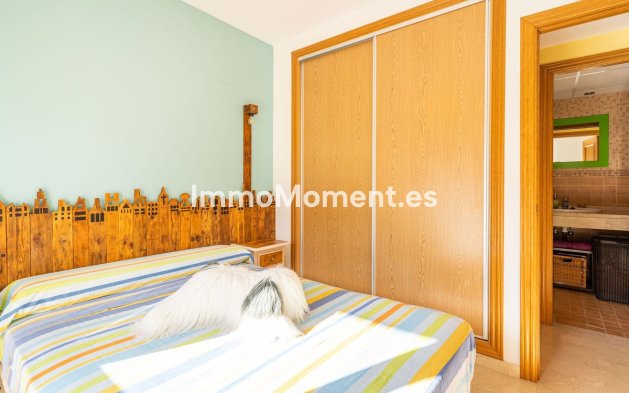 Bestaande woning - Geschakelde woning - Estepona  - Cancelada