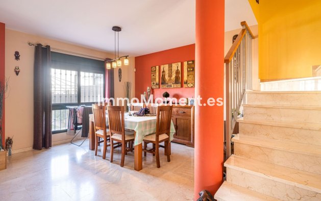 Bestaande woning - Geschakelde woning - Estepona  - Cancelada