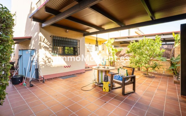 Bestaande woning - Geschakelde woning - Estepona  - Cancelada