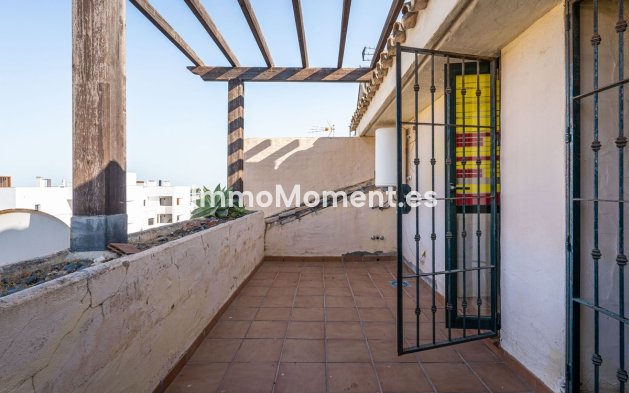 Bestaande woning - Geschakelde woning - Estepona  - Cancelada